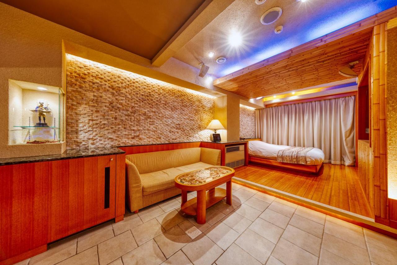 Hotel Lotus Chiba -Adult Only Yachiyo Esterno foto